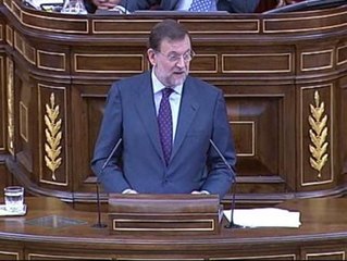 Rajoy dice a Zapatero que ya nadie le  cree y que "el único camino" es convocar elecciones