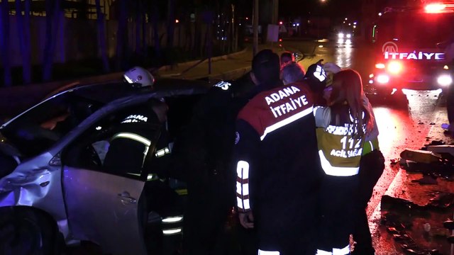 Otomobil Plaka Tanıma Sistemi direğine çarptı: 1 yaralı - ADANA