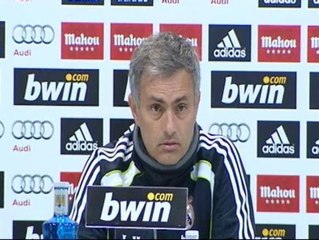 Mourinho: "Si el Bernabéu quiere, ganamos"
