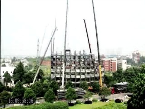 Una constructora china levanta un edificio de 15 plantas en solo dos días