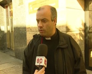 Ureña enfrentada por el tañido de las campanas