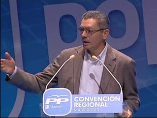 Gallardón llama "izquierda radical" al PSOE