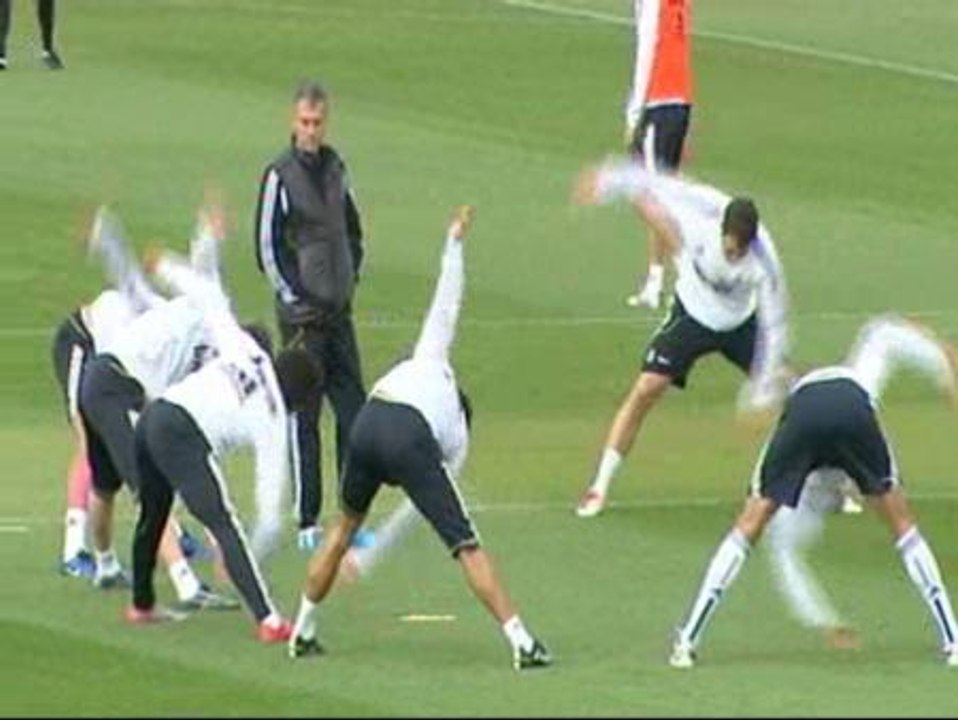 Risas y buen ambiente en el entrenamiento del Real Madrid