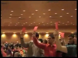 Un vídeo muestra que la protesta contra Rosa Díez fue pacífica