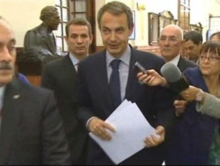Zapatero: "La estretegia del PP es muy clara"
