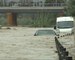Las lluvias arrastran coches al río en Martorell