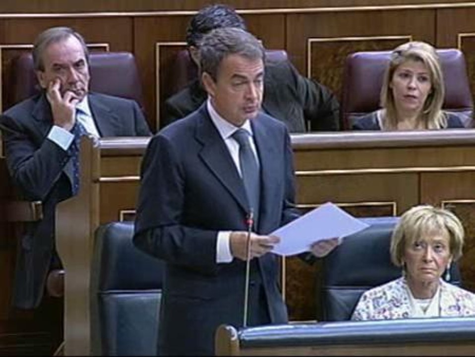 Zapatero: "Los pensionistas tendrán nuevas subi...
