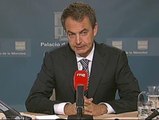 Zapatero anuncia que retomará el diálogo con los sindicatos cuando sustituya a Corbacho