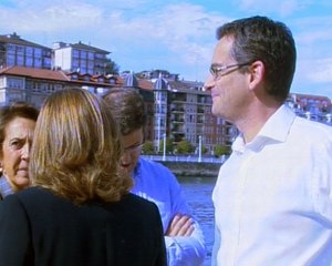 "No es momento de echar una mano a Batasuna"