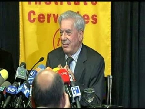 Vargas Llosa manifiesta su amor por Perú y España