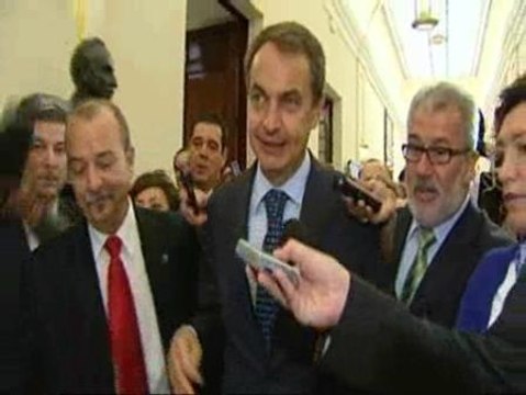 Zapatero: Este acuerdo da estabilidad económica y confianza al país