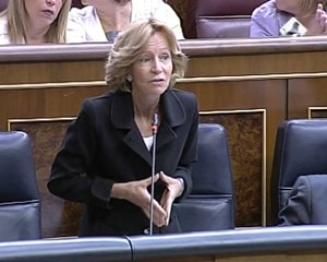 Salgado no descarta "algún pequeño ajuste" para los ricos