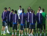 El Real Madrid se entrena antes de salir hacia Auxerre