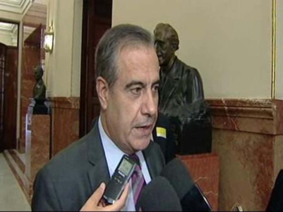 Corbacho: "Los líderes sindicales son los que tienen que estar"