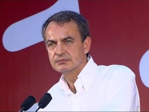 Zapatero acusa al PP de utilizar la inmigración para ganar cuatro votos