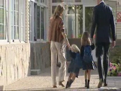 Las Infantas Leonor y Sofía comienzan las clases