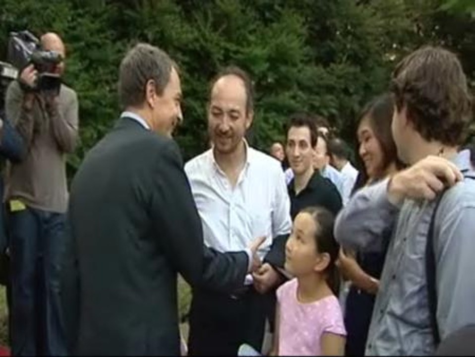 Zapatero saca pecho en Japón