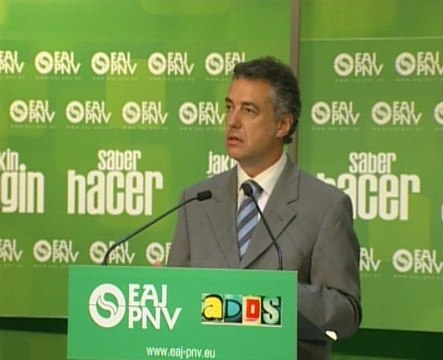 Urkullu pide a ETA que abandone