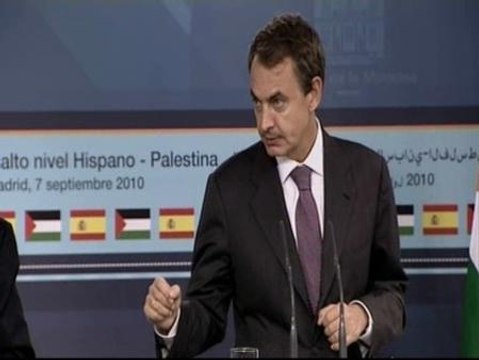 Zapatero: Ya no valen comunicados, sólo abandonar las armas