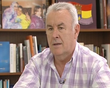 Cayo Lara defiende sus siglas