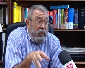 Méndez critica Ley de Cajas