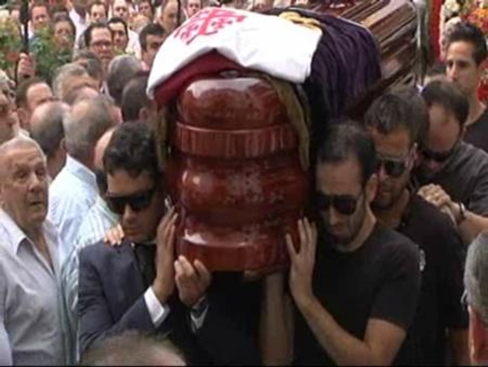 Multitudinario adiós en Aguilar de la Frontera a las víctimas de la tormenta