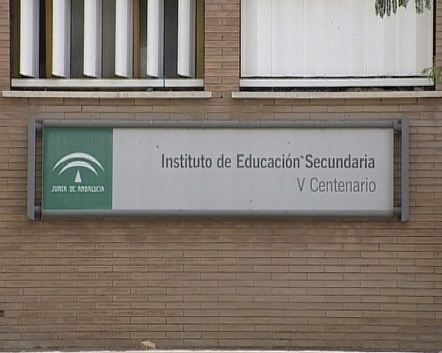 Madre denuncia acoso a su hija en el colegio