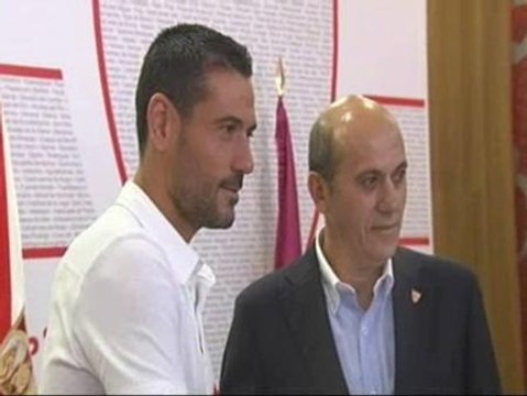 Palop: Los colores que corren por mis venas son los del Sevilla