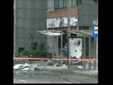 Un coche bomba estalla frente a los estudios de Radio Caracol en Bogotá