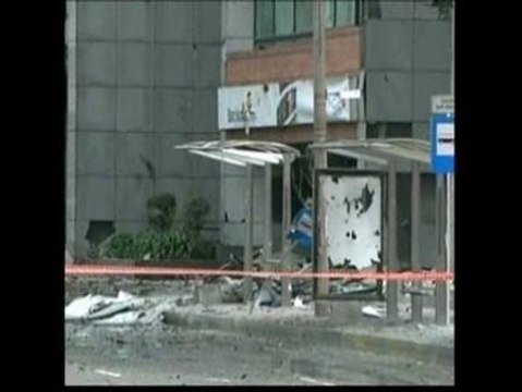 Un coche bomba estalla frente a los estudios de Radio Caracol en Bogotá