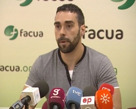 Facua denuncia abusos de las aerolíneas