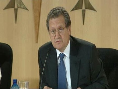 Aena propone un arbitraje independiente a los controladores