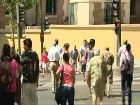 En España mueren al año 1.000 peatones por cruzar de forma imprudente