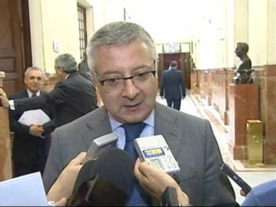 Blanco "sospecha" de las bajas laborales de los controladores