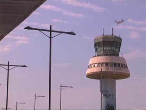 Los controladores aéreos franceses, también en huelga