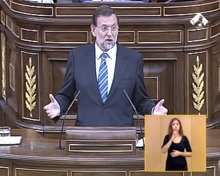 Rajoy pide a Zapatero que convoque elecciones