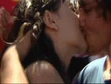 El beso de Iker y Sara es uno de los más repetidos por la afición roja