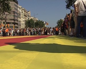 Multitudinaria marcha a favor del Estatut