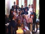 Los nietos de Mandela soplan las velas de la tarta