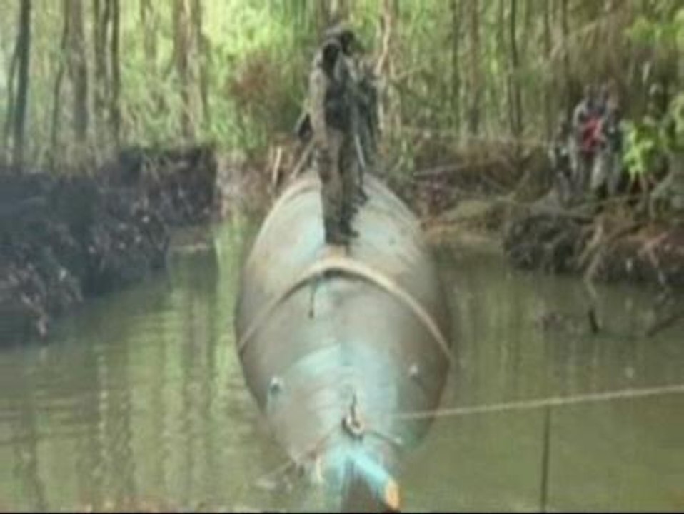 Hallan un submarino que transportaba droga