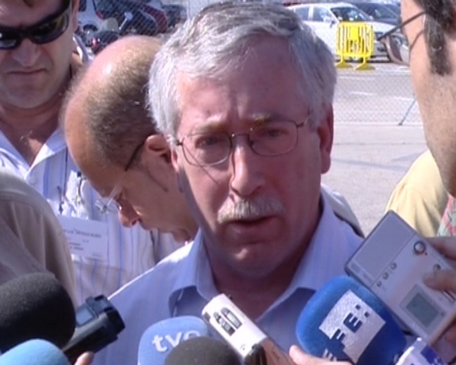 CC.OO y UGT piden calma y negociación