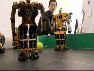 China acoge el Mundial de Robots Humanoides