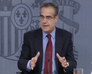 Sin diálogo social, buscan consenso político