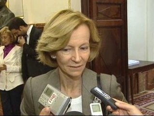 El Gobierno "intensificará" los contactos con los grupos parlamentarios sobre la reforma laboral