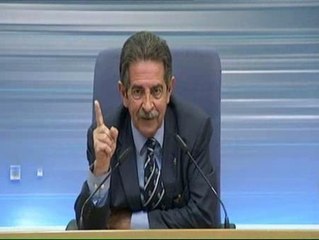 Revilla: "Zapatero no va a dimitir porque me lo ha dicho"