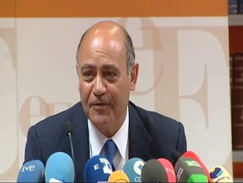 Díaz Ferrán: La reforma laboral es muy urgente