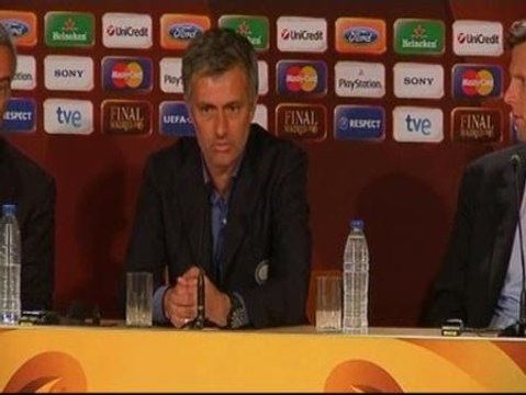 Mourinho: Si me convierto en entrenador del Real Madrid será porque es un club de una dimensión enorme