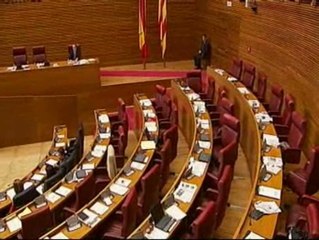 Plantón de toda la oposición al PP valenciano
