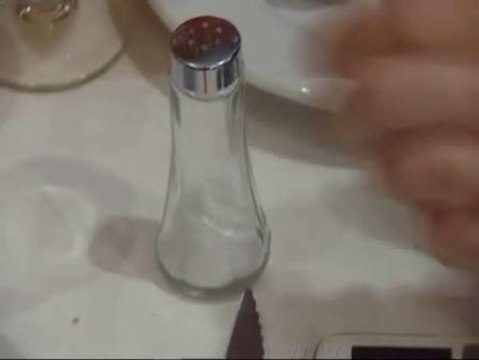 Sanidad presenta un plan para reducir el consumo de sal