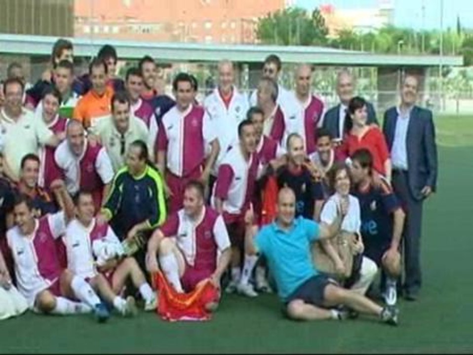 La Selección, con los internos de varios centros penitenciarios de Castilla-La Mancha